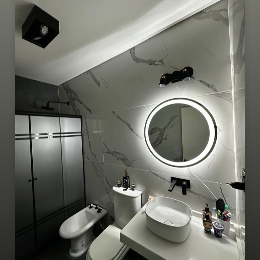 Espejo redondo con iluminación LED